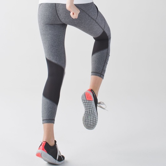 Lululemon Speed Crop Heathered Black - Picture 1 of 14
